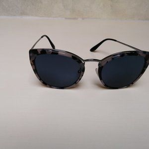 Prada PR20US Hu7219 Sunglass